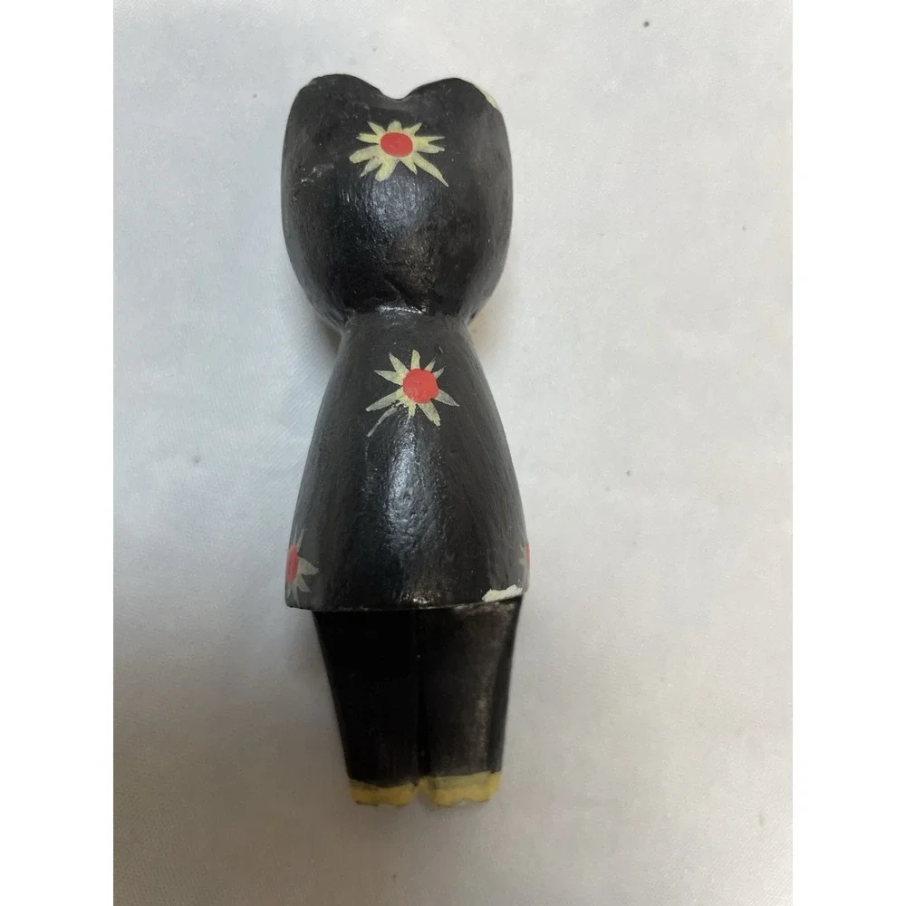 2 Vintage Wooden Shelf Sitting Cat Figurines Handmade Hand Painted Folk Art